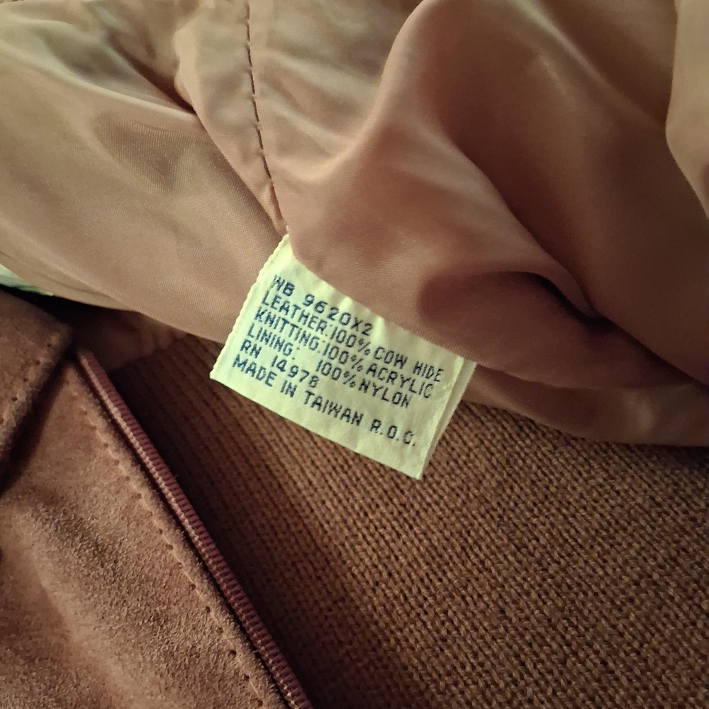 SOLD Vintage WINDBREAKER Suede Knit Bomber Jacket - 100% Cow Hide - Picture 11 of 15
